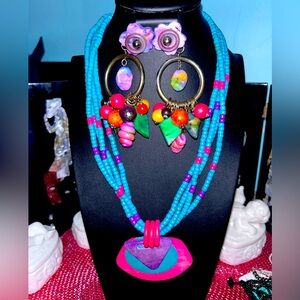 Colorful fun wooden Statement Jewlery! Vintage necklace Clip on earrings retro!